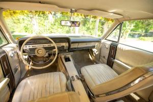 Ford Country Squire Station Wagon 428 1967 года 